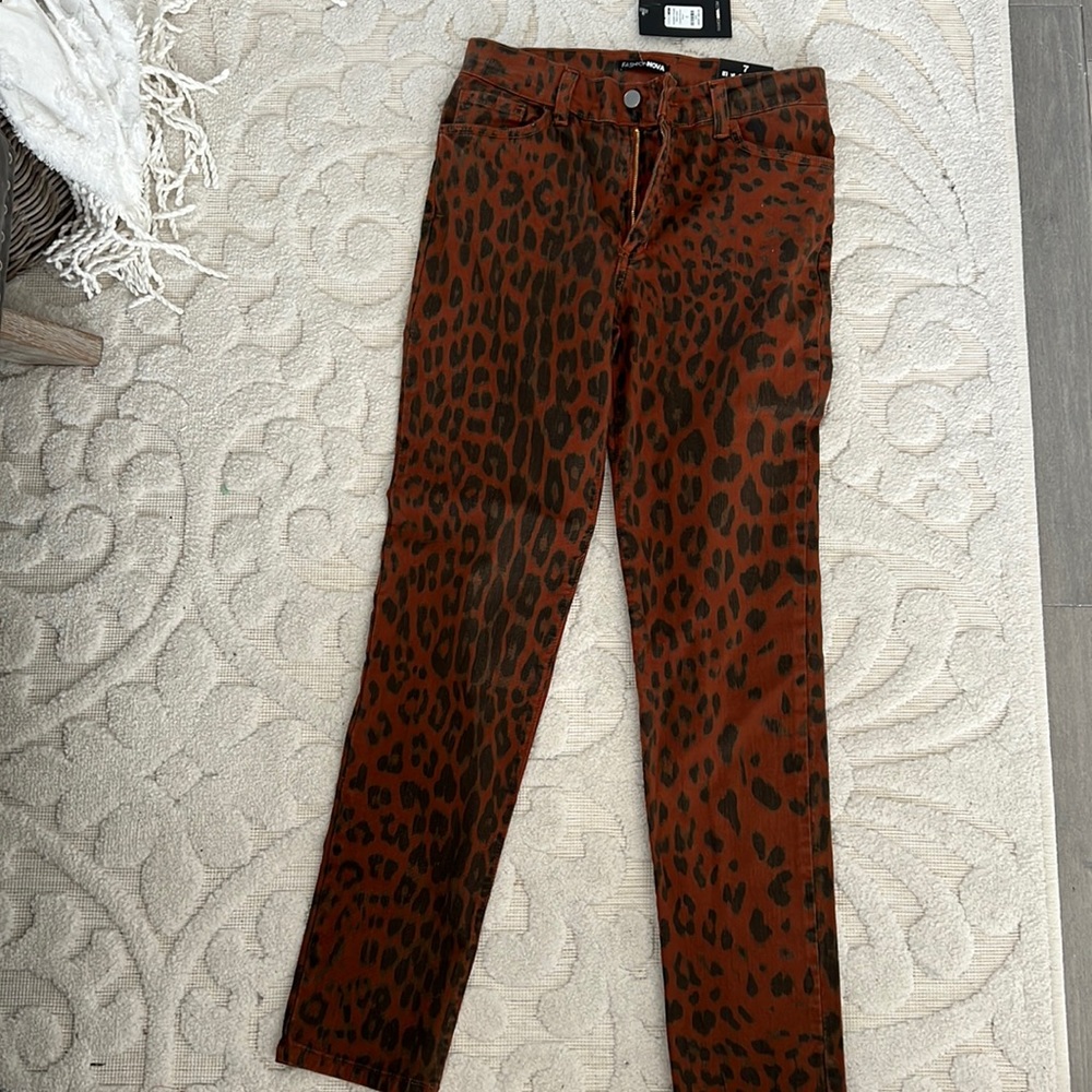 New with tags- Fashion Nova Cheetah print jeans